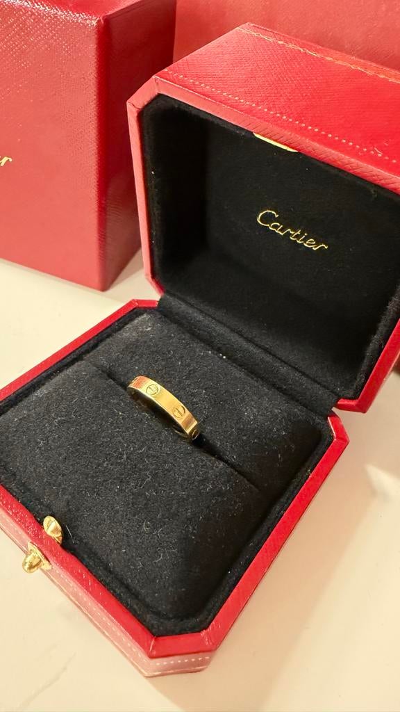 Cartier Love Ring - Geelgoud, Ophalen of Verzenden, Zo goed als nieuw, 17 tot 18, Dame of Heer