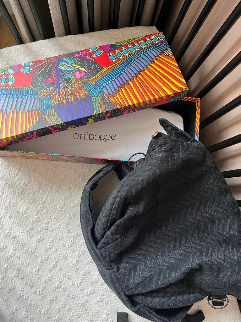 Artipoppe draagzak Zeitgeist Arrow Zorro, Gebruikt, Buik of Rug, Draagzak, Ophalen