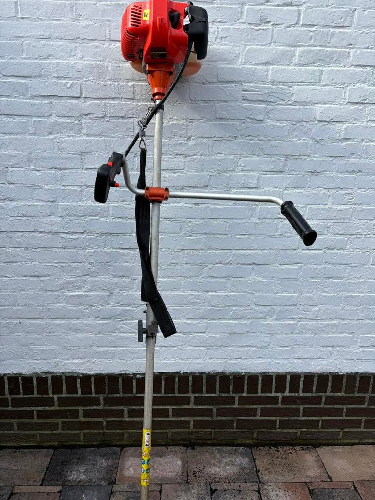 Kibani Bosmaaier, Tuin en Terras, Ophalen, Gebruikt, Benzine