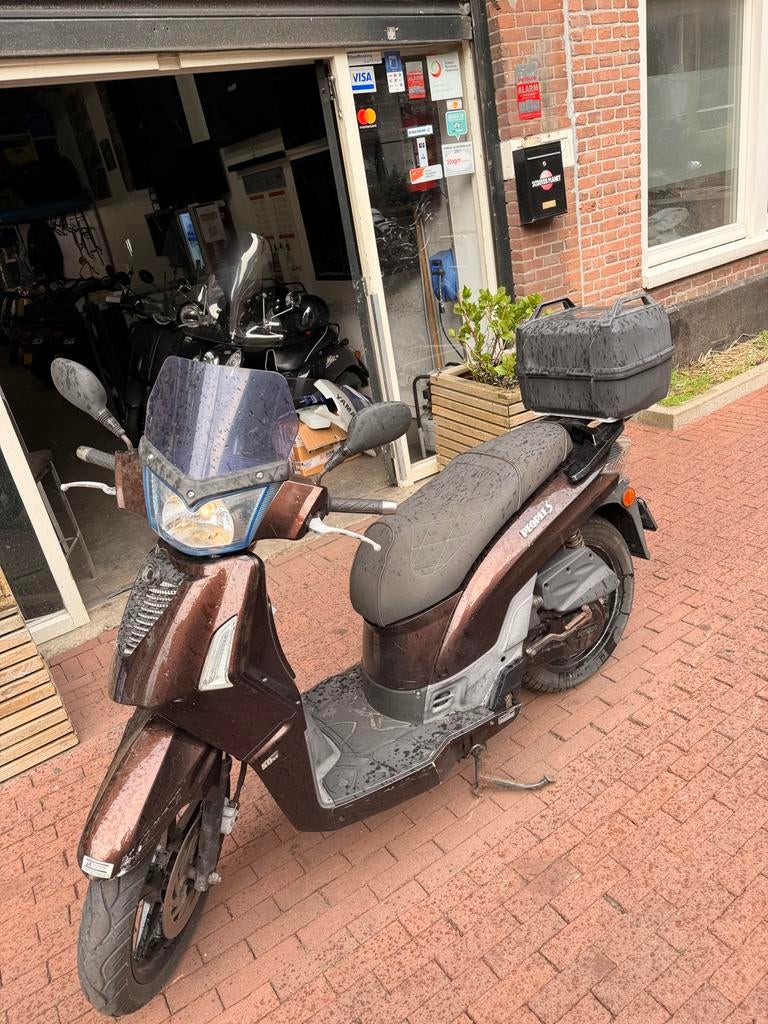 Kymco People S uit 2014 brom 45km LAGE KM STAND!!!!, Ophalen, Maximaal 45 km/u, Zo goed als nieuw, People S