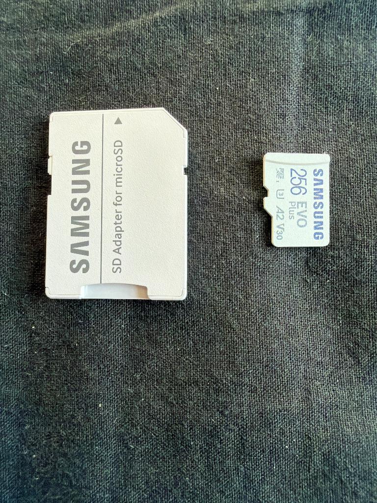 256GB Micro SD card and adapter - Samsung, Ophalen of Verzenden, Nieuw, Samsung