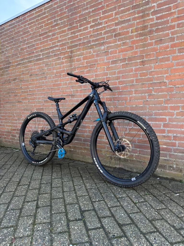 | ZGAN! | Yt Capra CF Core 3 enduro mountainbike L, Fietsen en Brommers, Fully, Ophalen of Verzenden, Zo goed als nieuw, Overige merken