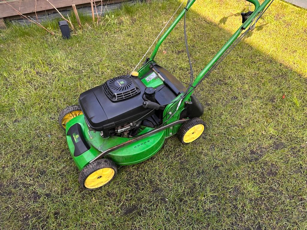 John Deere benzine grasmaaier zelfrijdend JX80, Ophalen of Verzenden, Zo goed als nieuw, 50 cm of meer