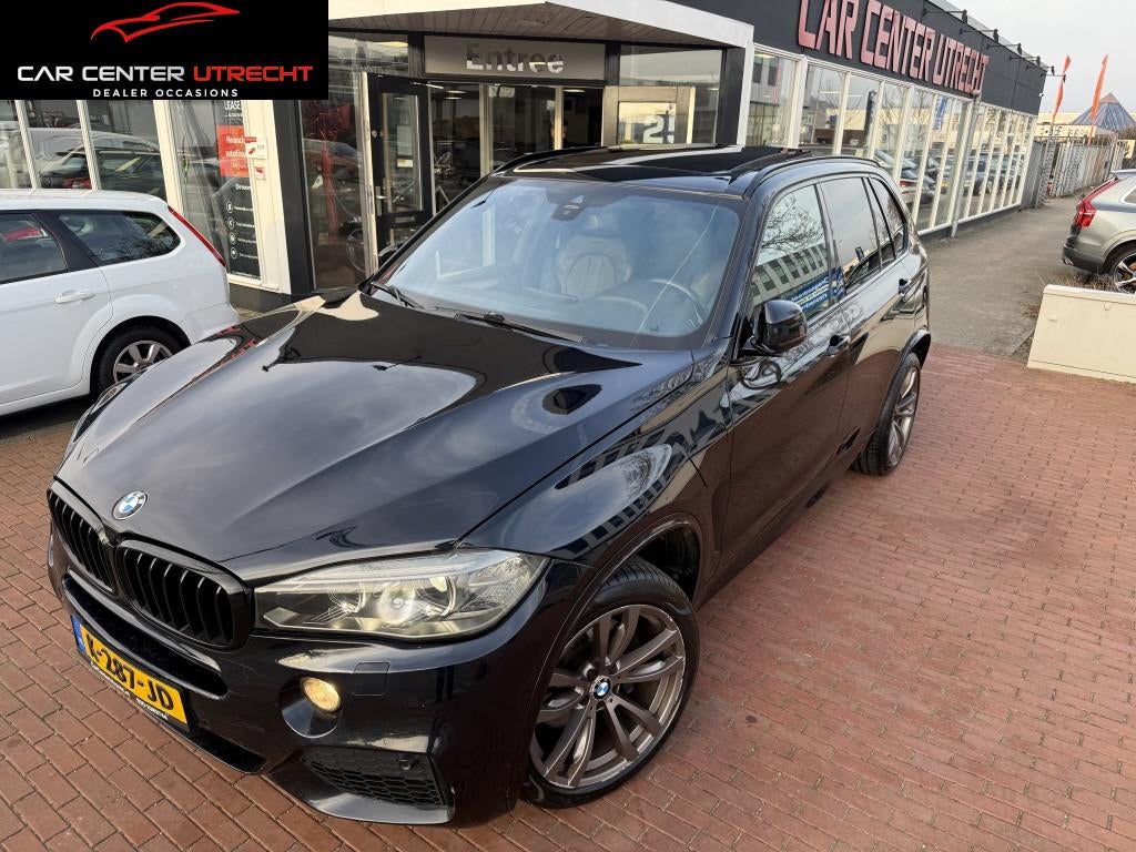 BMW X5 xDrive40e | €250,- KORTING PAASACTIE | iPerformance, Gebruikt, 4 cilinders, Adaptive Cruise Control, Zwart