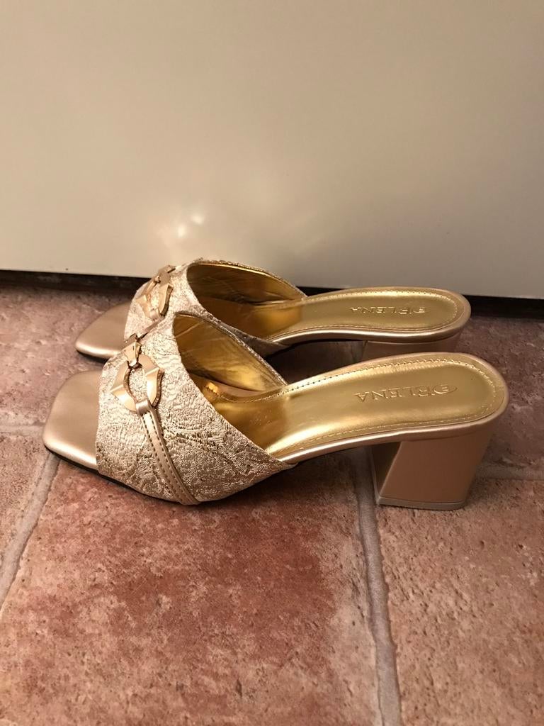 Sandalen maat 40, Kleding | Dames, Schoenen, Nieuw, Ophalen of Verzenden, Schoenen met hoge hakken, Sandalen