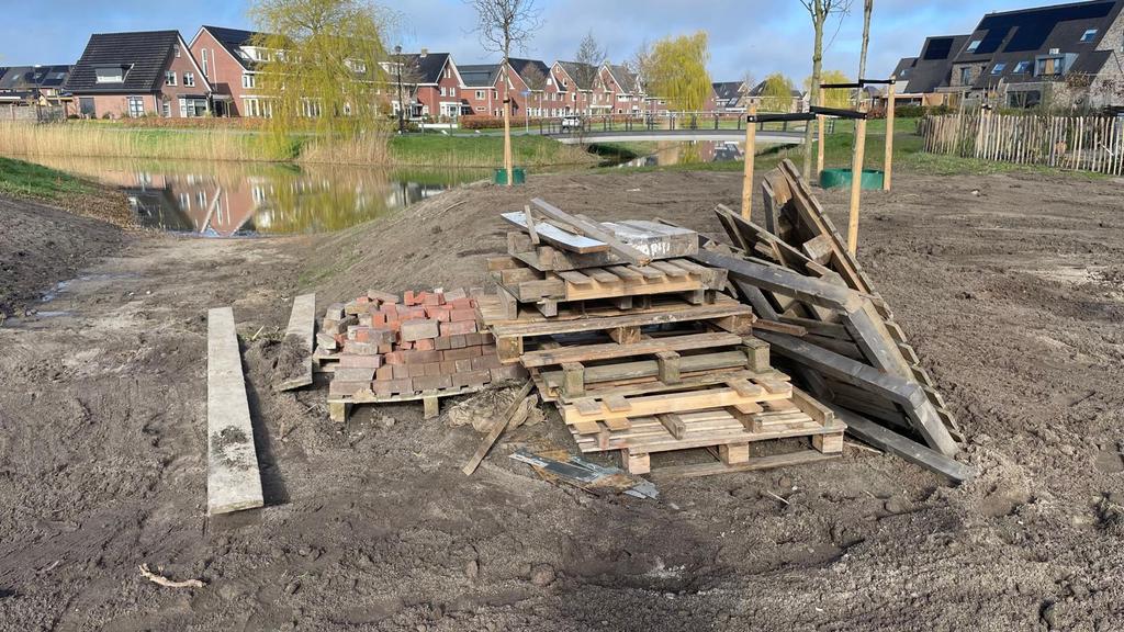 Gratis af te halen (vandaag) houten pallets, Minder dan 3 m³, Ophalen