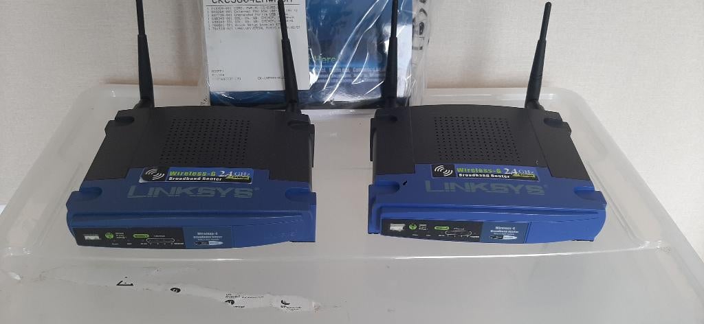 2x linksys routers, Ophalen of Verzenden, Gebruikt, Router, Linksys Cisco