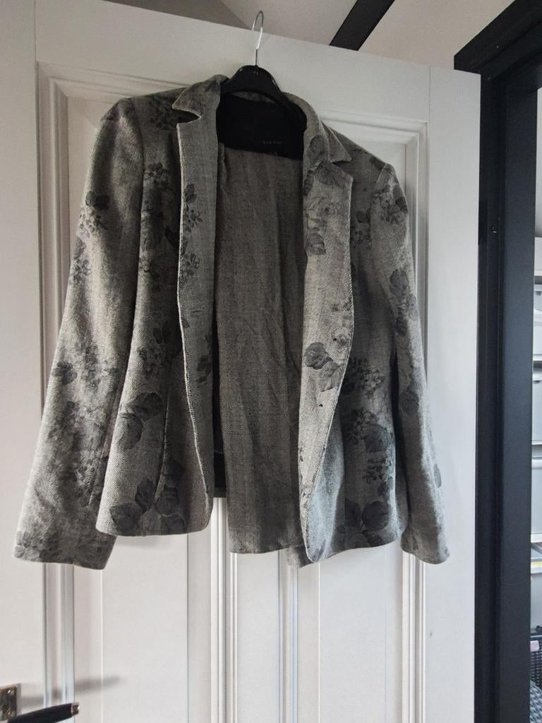 Mooi Mantelpak maat 40 van Luis civet, Luis civet, Kostuum of Pak, Zo goed als nieuw, Grijs