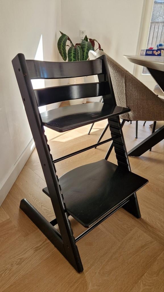 Zwarte en witte Stokke stoel / stoelen, Kinderen en Baby's, Gebruikt, Aanschuifbaar, Meegroeistoel, Ophalen of Verzenden