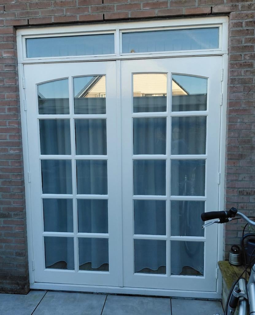 Houten openslaande deuren met roeden, Doe-het-zelf en Verbouw, 75 tot 150 cm, Gebruikt, Deurkozijn, Ophalen of Verzenden