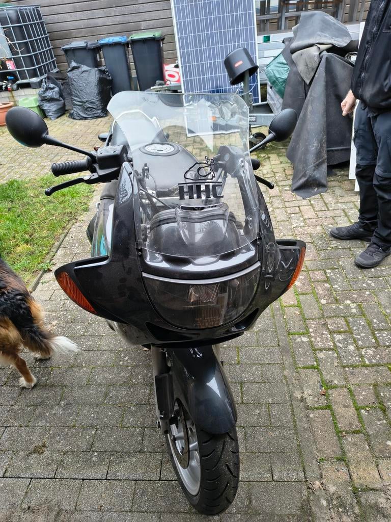 Te koop BMW K1200RS. Kleur donkergrijs metallic.