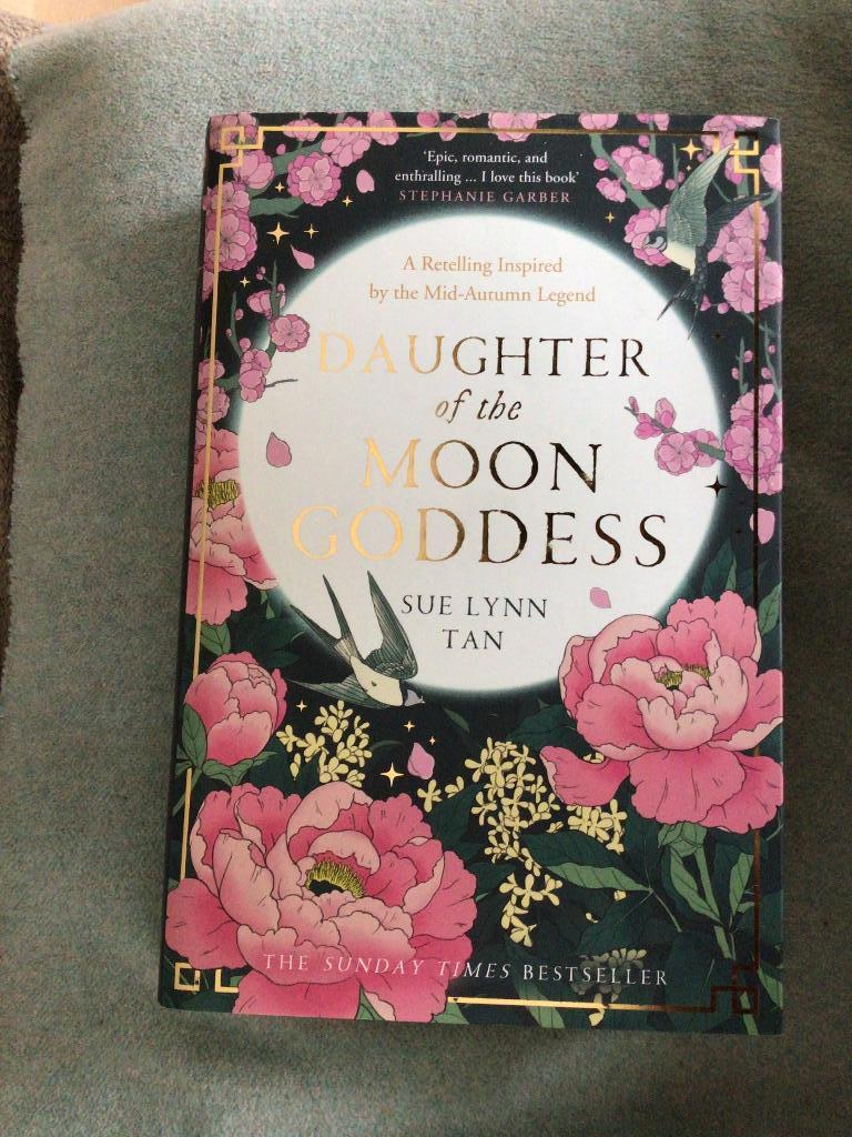 Daughter of the moon goddes sue lynn tan, Boeken, Ophalen of Verzenden, Nieuw