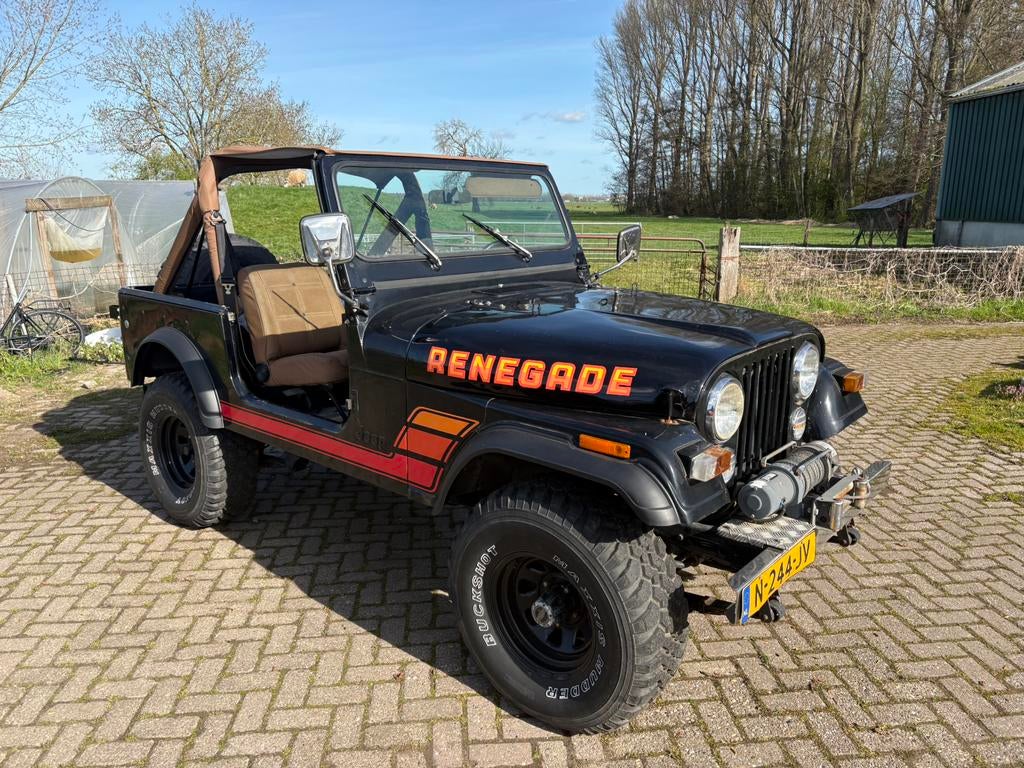 Jeep cj7 renegade levi’s edition 1978 2 jaar apk, Stof, Euro 6, 4 stoelen, Zwart