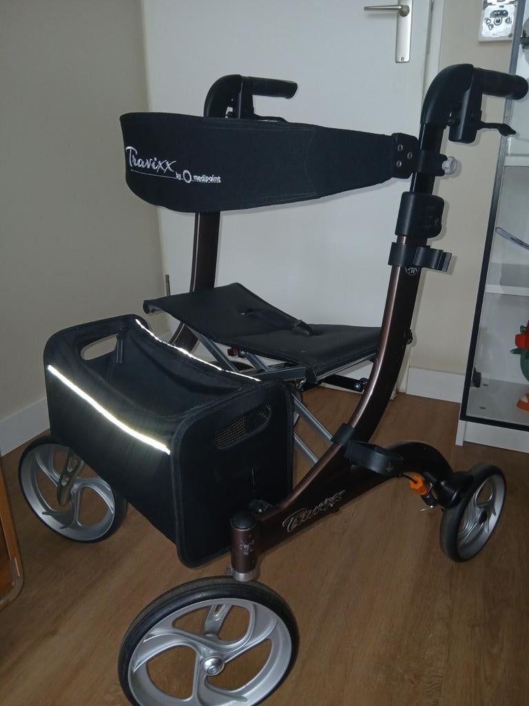 Fijne Travixx rollator by Medipoint, Ophalen