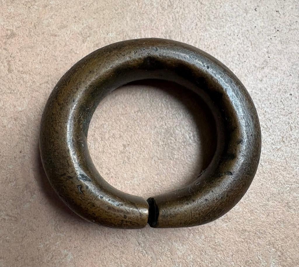 Dikke bronzen ring, Fulani stam, Mali, Antiek en Kunst, Ophalen of Verzenden