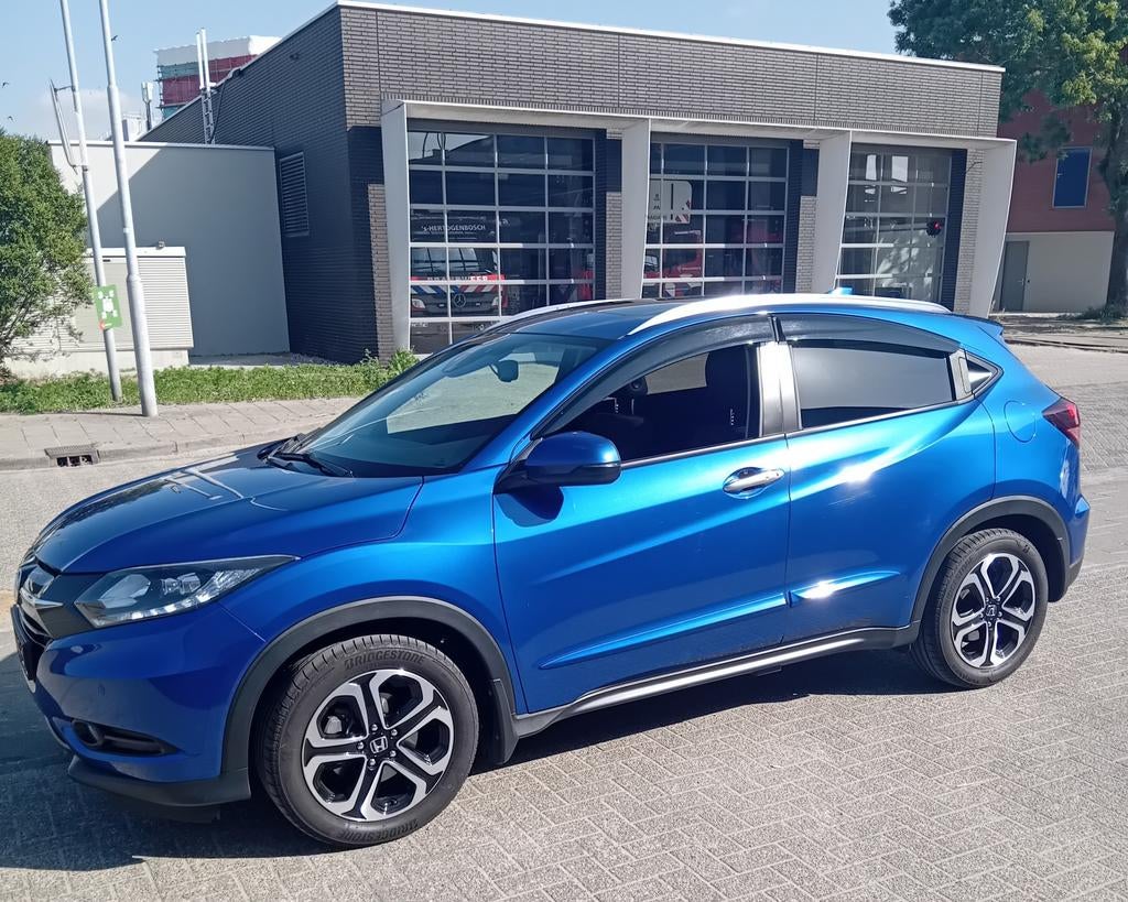 Prachtige volledig dealeronderhouden Honda HR-V!, Auto's, Honda, USB, 1498 cc, Zwart, Blauw