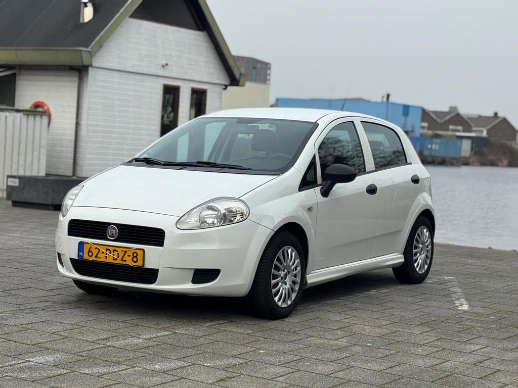 Fiat Grande Punto 1.3 M-Jet Actual/1eigenaar/nieuweapk/airco, Voorwielaandrijving, Euro 5, 28 km/l, Gebruikt
