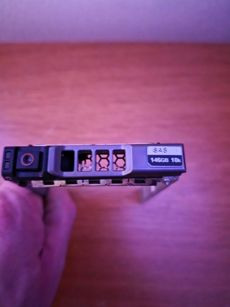 Partij 2,5 inch voor hdds Dell servers, Ophalen of Verzenden, Nieuw, Desktop