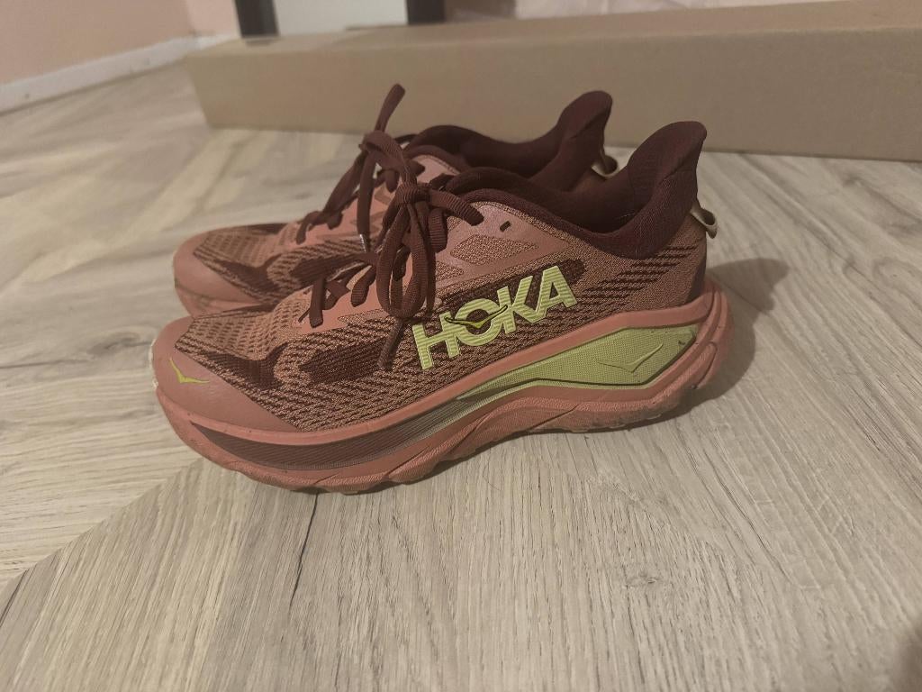 Hoka Challenger 8 dames - trailrunners maat 38, Sport en Fitness, Loopsport en Atletiek, Overige merken, Hardloopschoenen, Ophalen of Verzenden