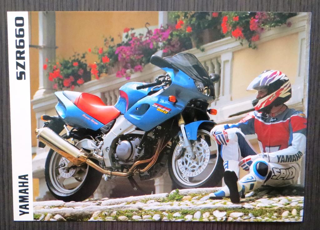 Folder Yamaha SZR 660 - 1996 - 4 blz (Nederlands), Motoren, Verzenden, Yamaha