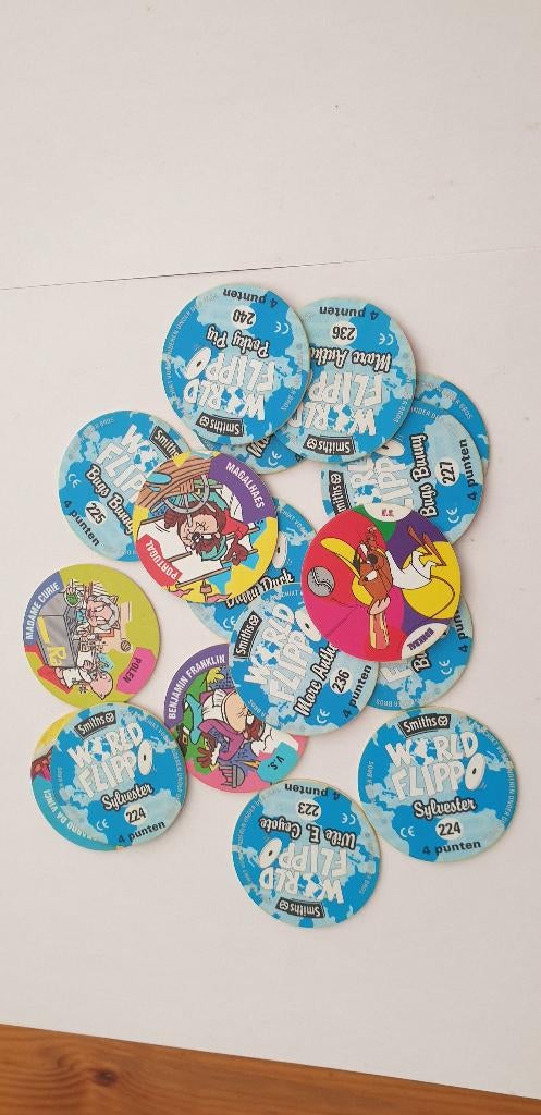 3410 smiths world flippo, Verzamelen, Flippo's, Verzenden, World, Losse flippo's