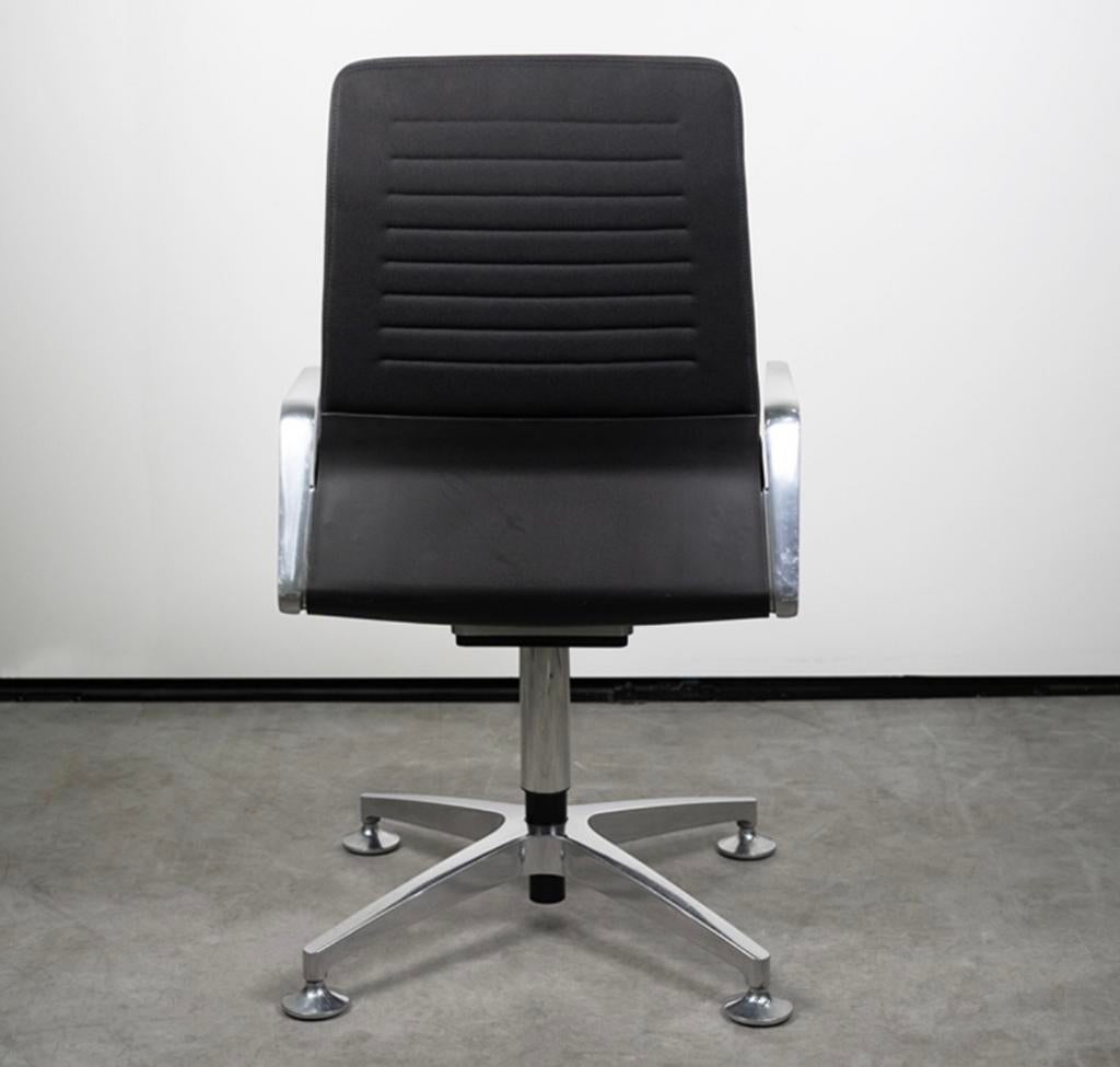 Interstuhl Vintage is5 1V Directie Vergaderstoel, Ophalen, Gebruikt, Zwart, Vijf, Zes of meer stoelen