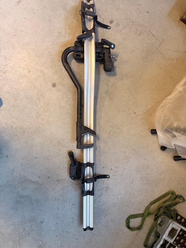Thule ProRide fietsendrager, Ophalen, 1 fiets, Zo goed als nieuw, Dakdrager