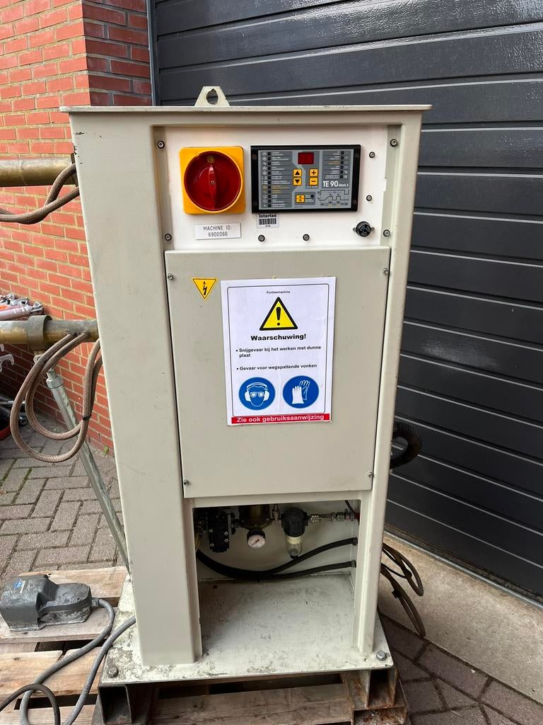 Tecna 4622N puntlasmachine watergekoeld 50kva, Doe-het-zelf en Verbouw, Gebruikt, Jveenstratechniek@outlook.com, Ophalen of Verzenden