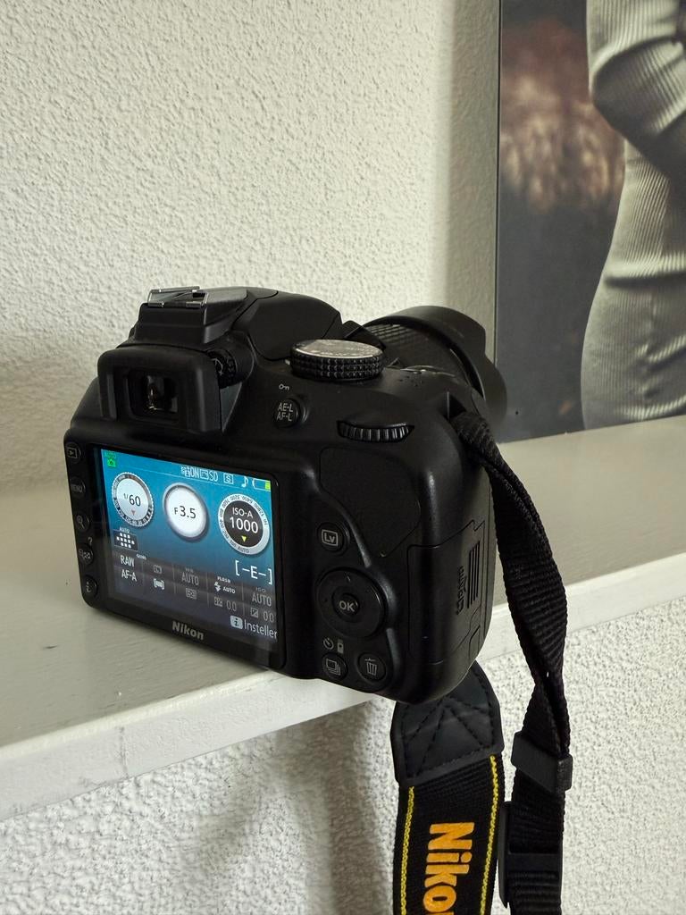 Nikon D3300 Spiegelreflexcamera met 18-105mm Lens + Tas, Ophalen, Spiegelreflex, Zo goed als nieuw, 4 t/m 7 keer