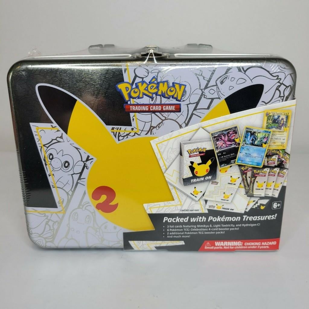Pokemon celebrations chest tin , sealed, ongeopend, Ophalen of Verzenden, Zo goed als nieuw, Boosterbox, Foil