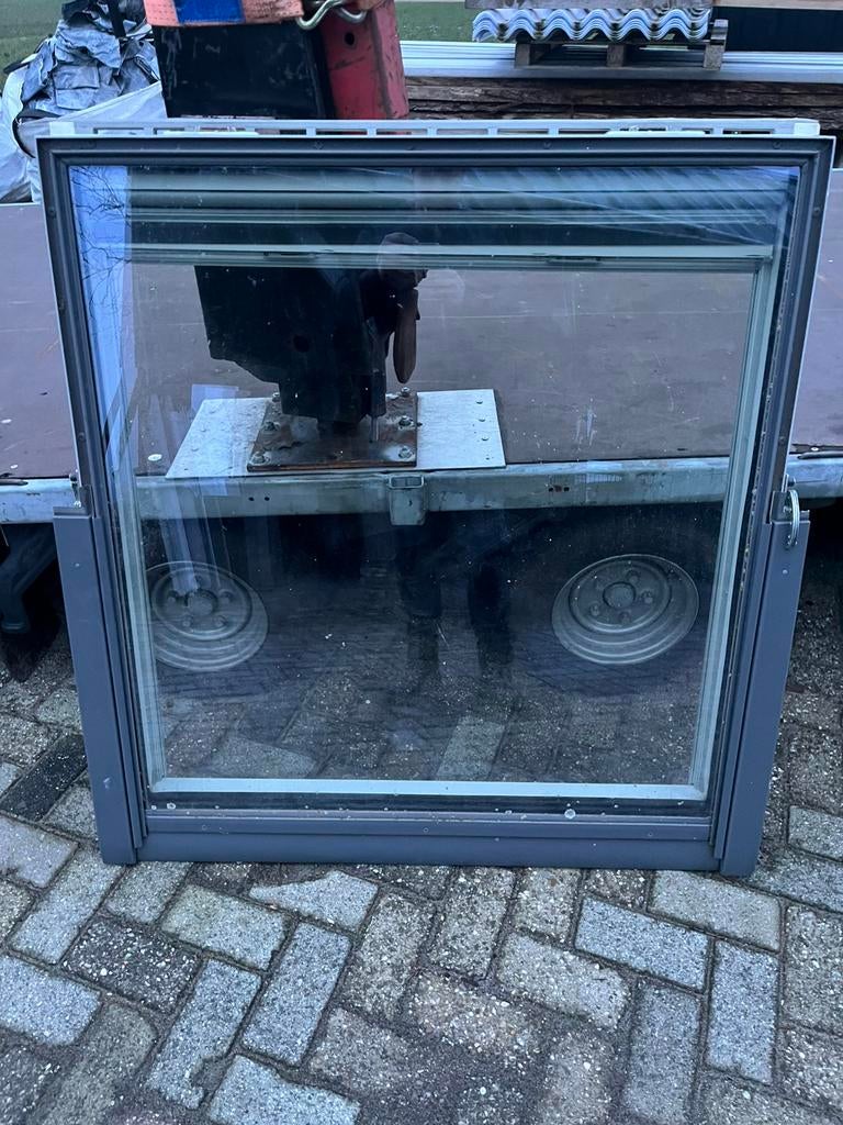 Dakraam velux SK06, Ophalen, Gebruikt, 80 tot 120 cm, Dubbelglas