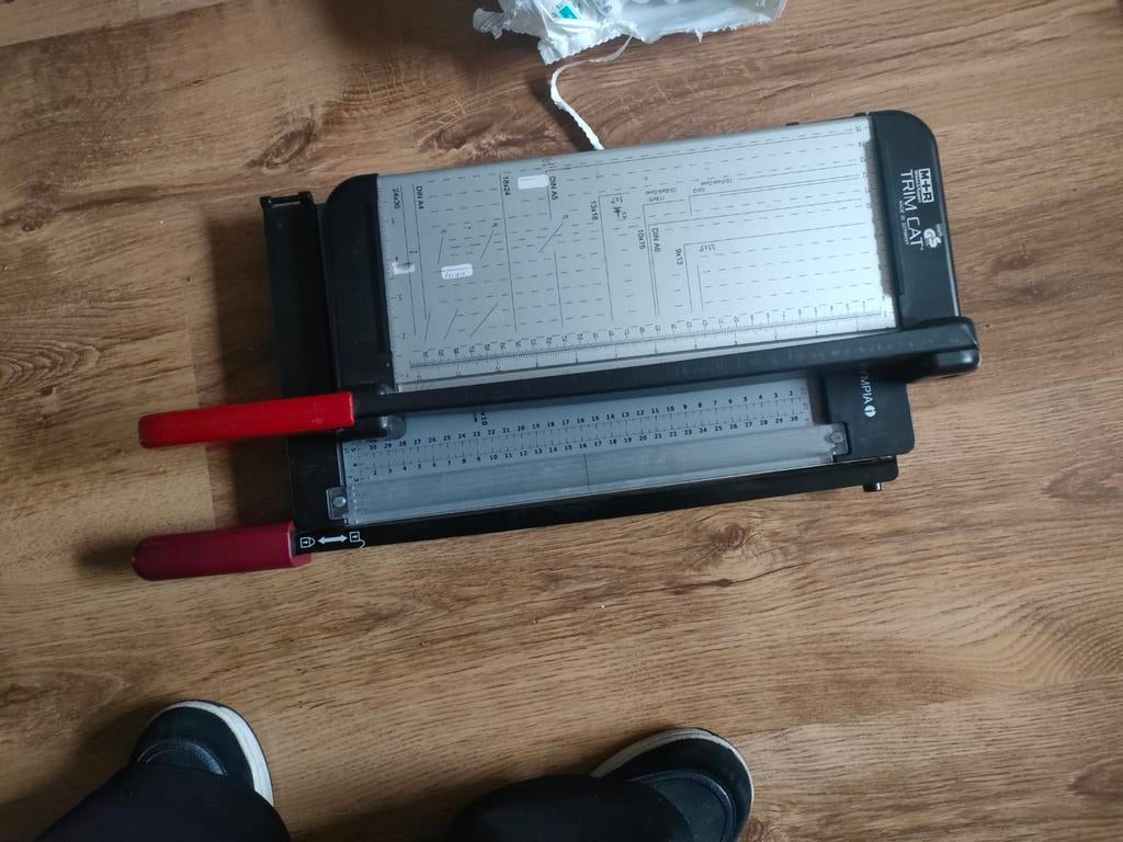 papiersnijmachine, Ophalen of Verzenden, Gebruikt, Overige typen