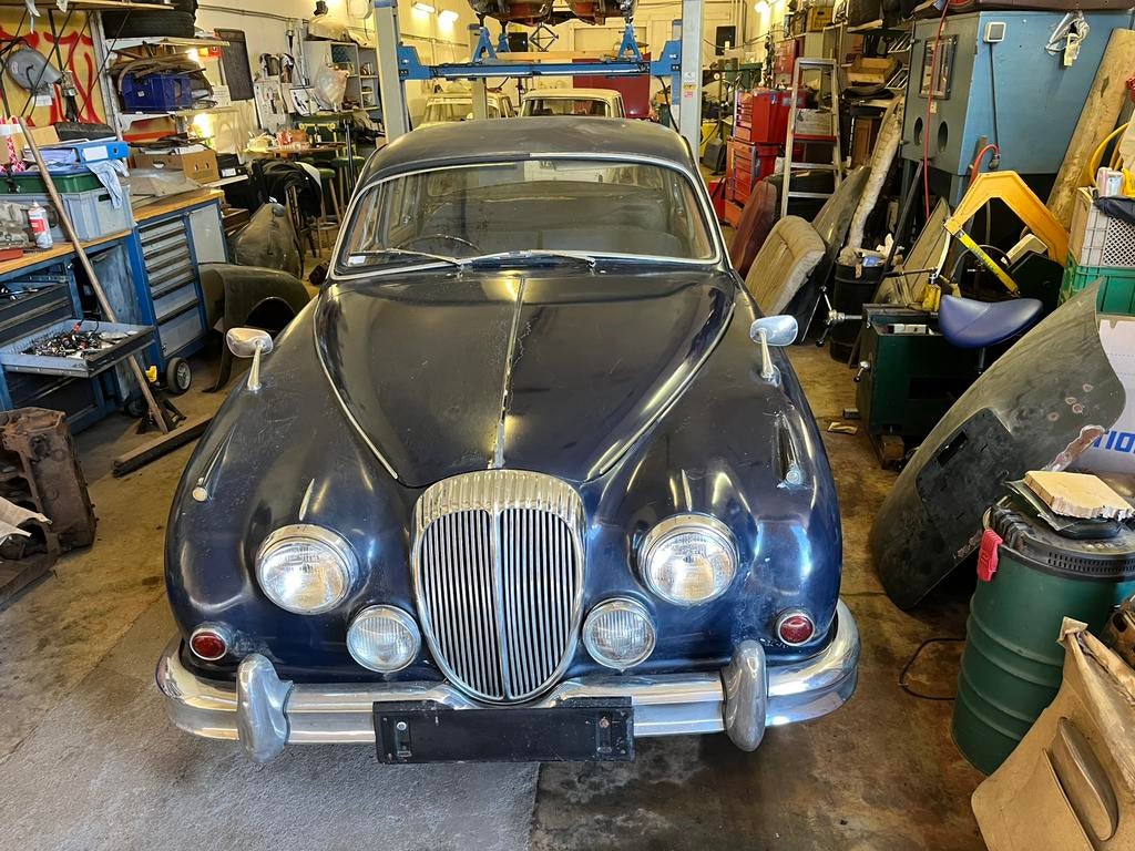 Jaguar MK2 / Daimler V8 1966, Auto's, Jaguar, Particulier, Benzine, Sedan, Automaat, Blauw, Leder, Achterwielaandrijving, Ophalen of Verzenden