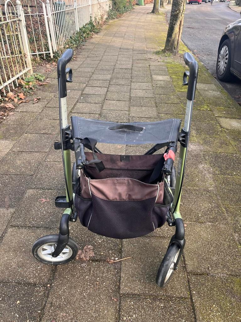 Lichtgewicht rollator, Ophalen, Lichtgewicht