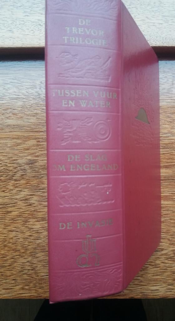 De trevor trilogie. Elleston Trevor, Ophalen of Verzenden, Gelezen