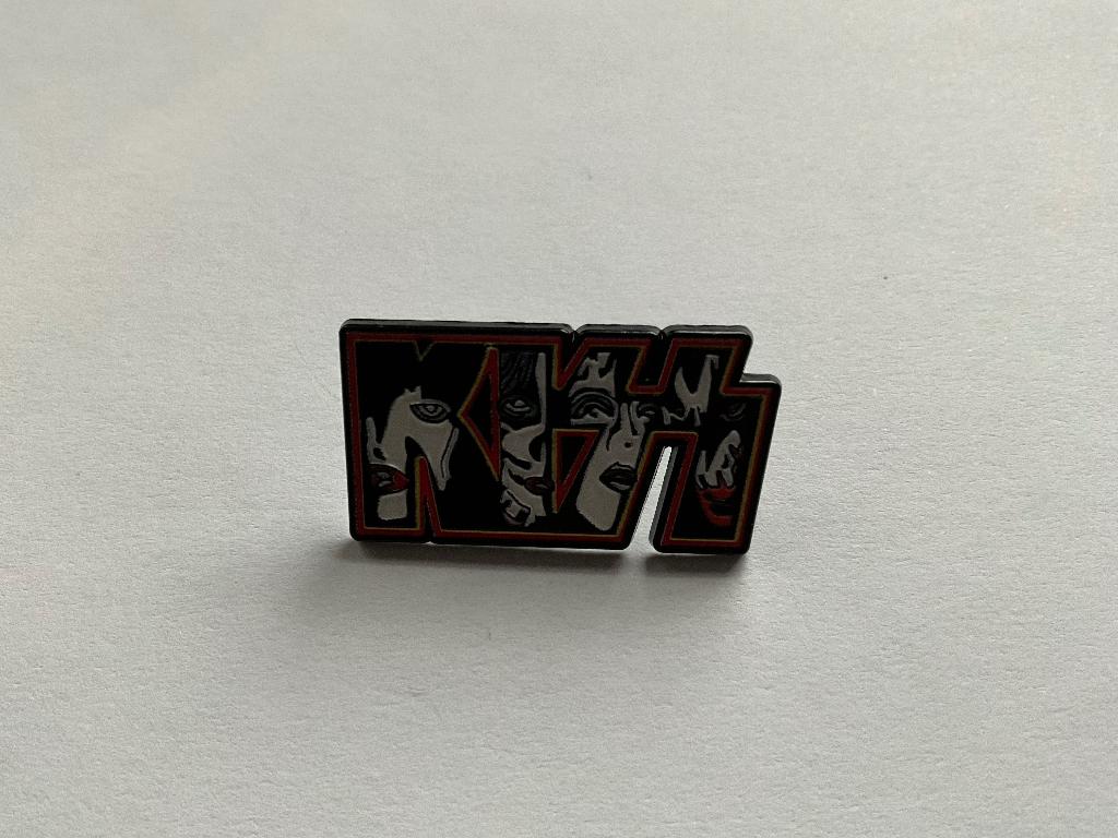speldje/button van Kiss, Overige typen, Speldje/button van Kiss, Nieuw, Ophalen of Verzenden