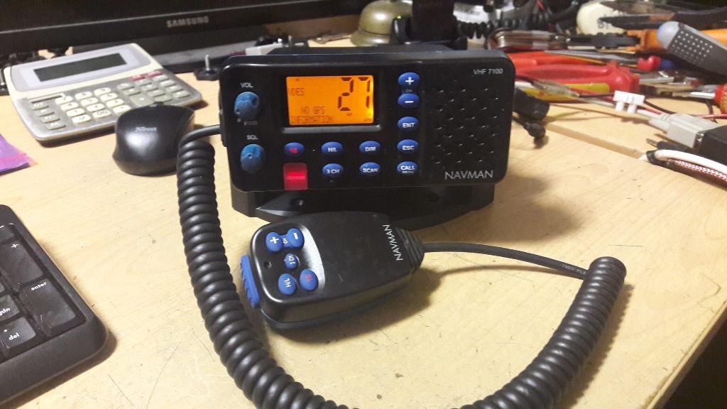 Navman 7100 marifoon Gereviseerd) Met vdes en uw atis er in!, Ophalen of Verzenden, Zo goed als nieuw, Communicatie