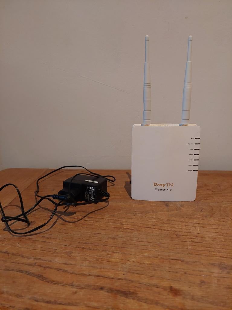 DrayTek VigorAP 710 Wireless Access Point, Ophalen of Verzenden, Gebruikt, DrayTek
