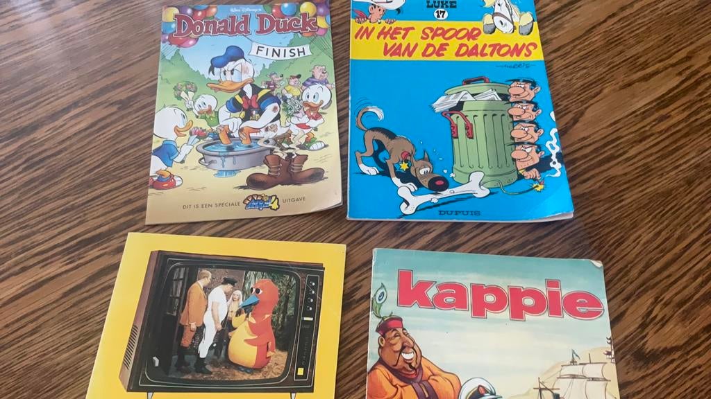 Oude strip/leesboeken, speciale uitgave, Verzamelen, Verzenden, Gebruikt