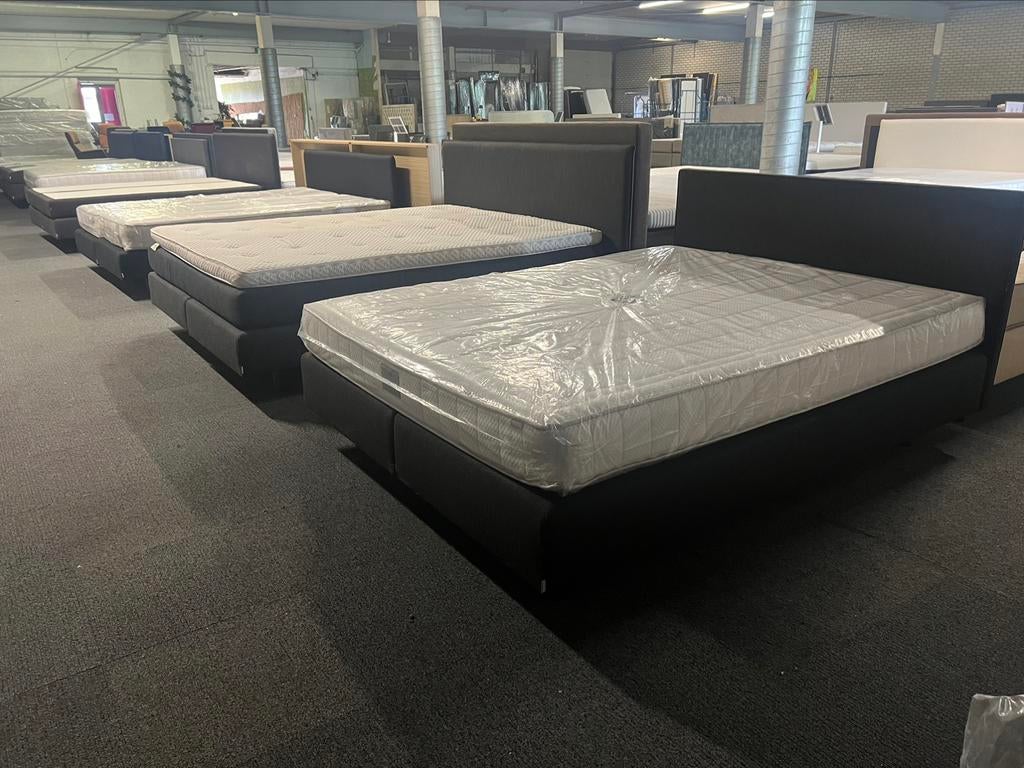 20 x auping showroom boxsprings outlet super deals op=op, Ophalen, Tweepersoons, Zo goed als nieuw, 180 cm