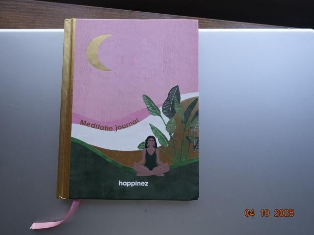 Happinez......Meditatiedagboek.....Meditatie Journal, Ophalen, Zo goed als nieuw, Meditatie of Yoga, Achtergrond en Informatie