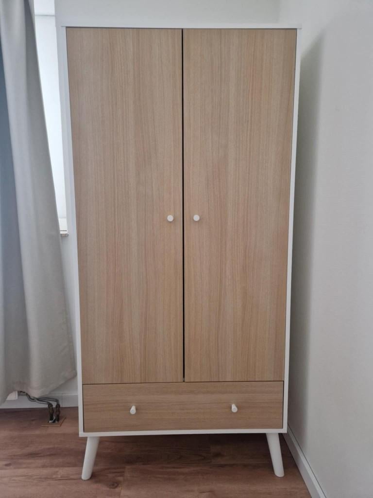Made Larsen Kledingkast Eikeneffect/Wit, Huis en Inrichting, 50 tot 100 cm, Zo goed als nieuw, 150 tot 200 cm, 50 tot 75 cm