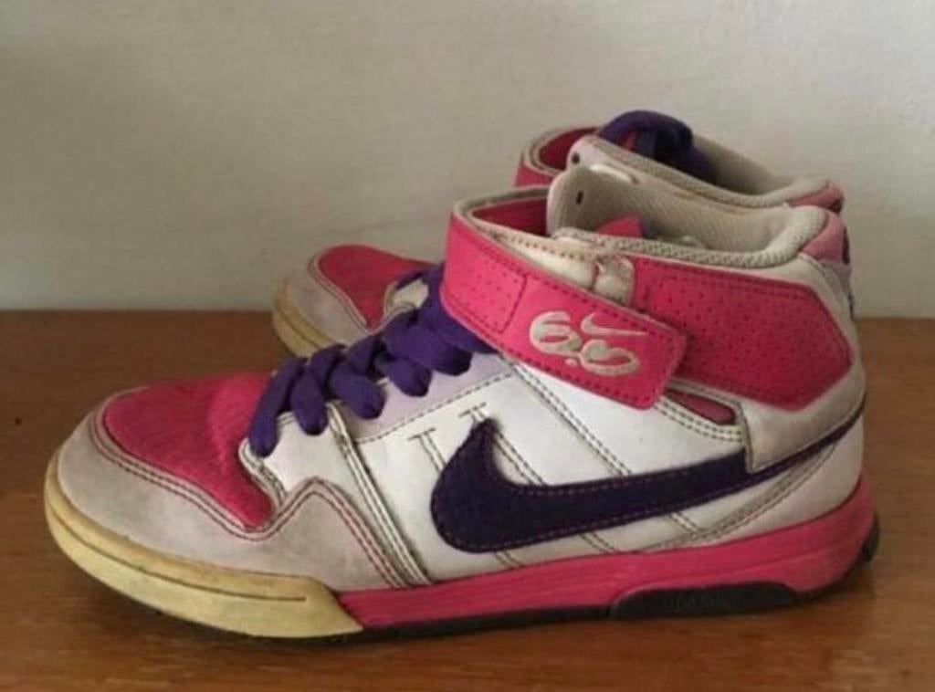 Leuke Nike Sneakers wit roze paars kinderschoenen Maat 36, Ophalen of Verzenden, Gebruikt, Jongen of Meisje, Sportschoenen