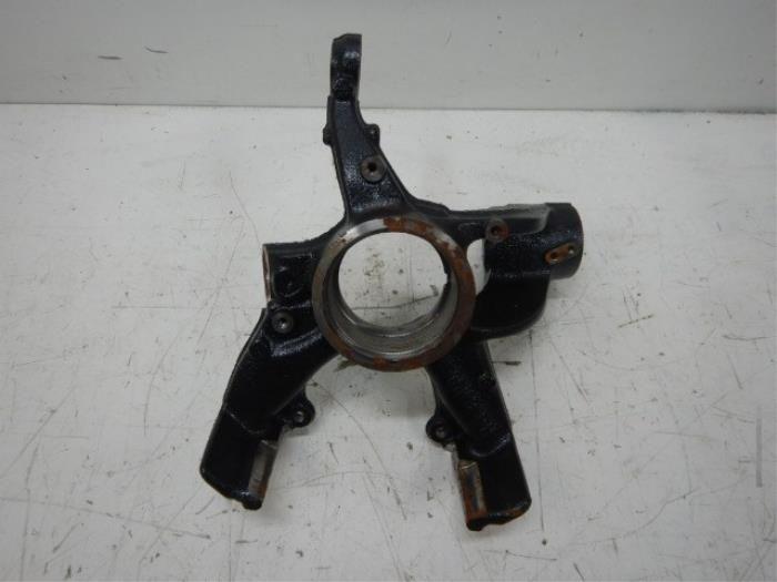 VW Polo 2G Fusee Rechts-Voor, Ophalen of Verzenden, Gebruikt