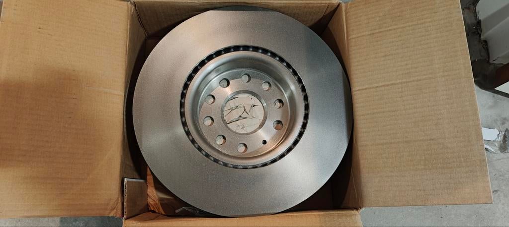 Nieuwe Brembo Remschijven+remblokken voorzijde, Ophalen of Verzenden, Nieuw, BMW