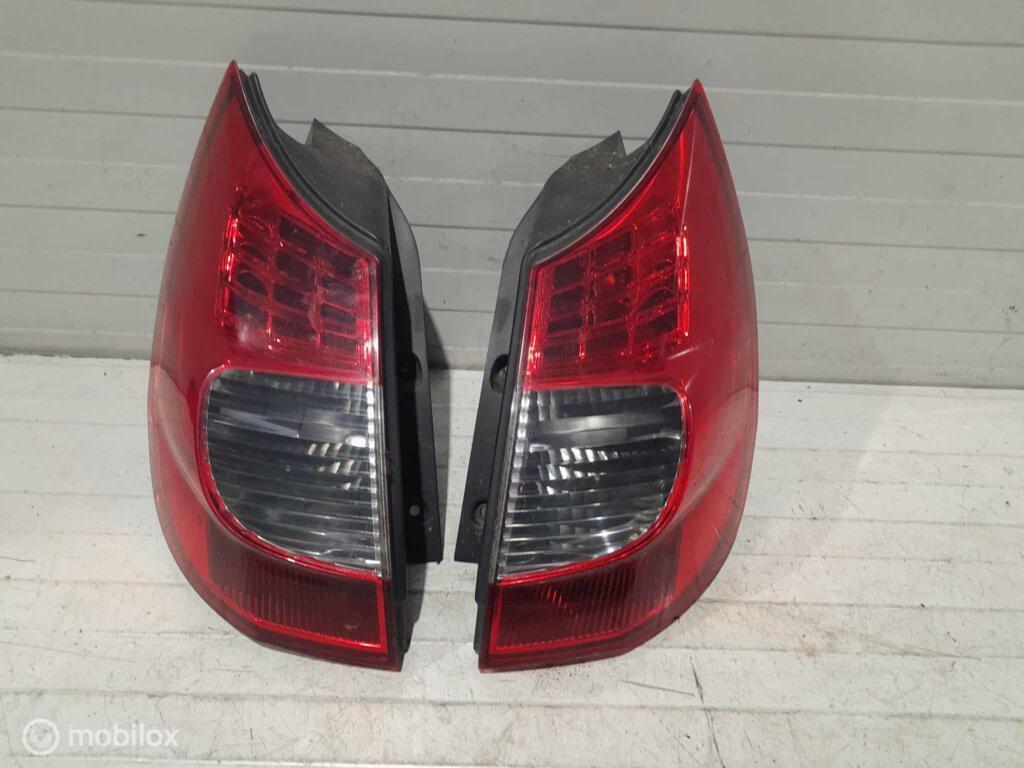 Achterlicht Renault Scenic, Auto-onderdelen, Verlichting, Gebruikt, Ophalen of Verzenden