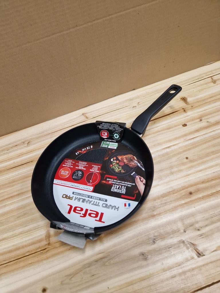Tefal Hard Titanium Pro Koekenpan 28cm - Nieuwstaat, Ophalen, Inductieplaat, Aluminium, Zo goed als nieuw
