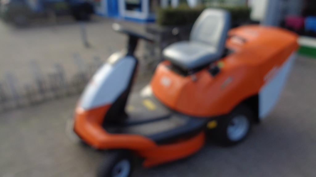 zgan stihl rt4082 zitmaaier met vangbak zeer wendbaar, Ophalen, Stihl, Stihl, Nederland