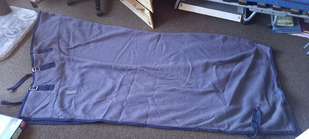 twee fleecedekens voor weinig, Dieren en Toebehoren, Paarden en Pony's | Dekens en Dekjes, Ophalen of Verzenden, Gebruikt, Deken