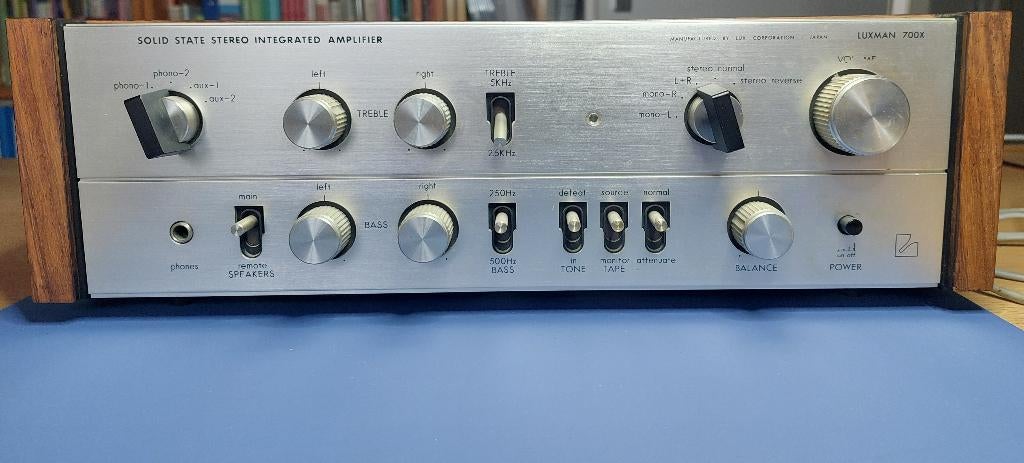Luxman 700x audio versterker   vintage, Ophalen, Zo goed als nieuw, Minder dan 60 watt, Overige merken
